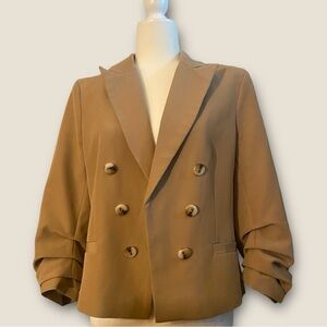 Adrienne Vittadini beige blazer. Size L.